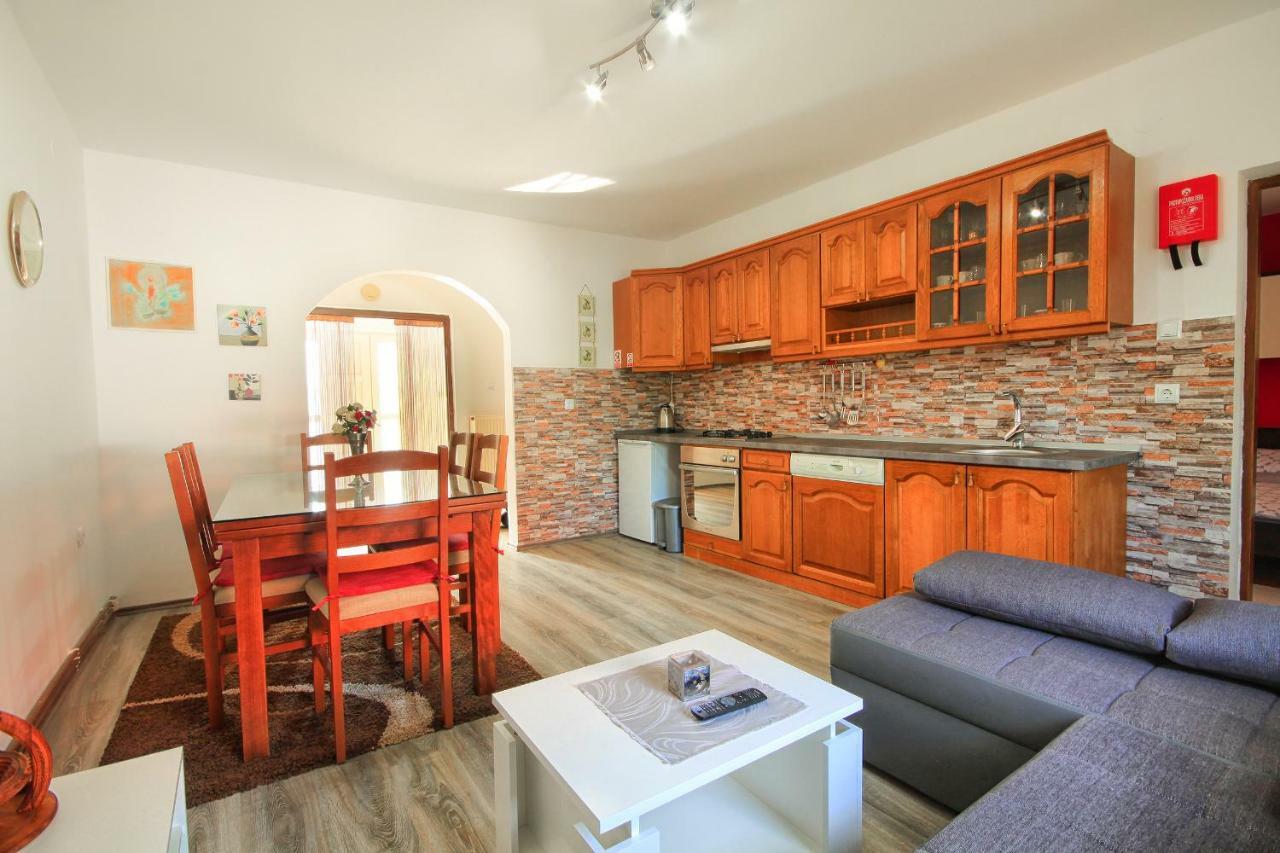 Apartman Katja 라코비카 외부 사진